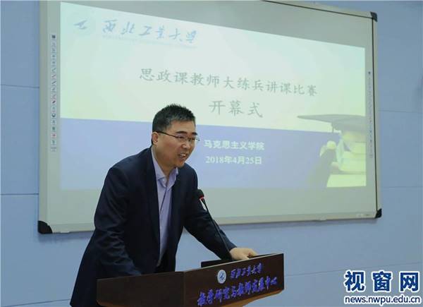 说明: //news.18cnporn.com/__local/4/2E/F5/B66BF3B394A2B7795F8A07D93E3_6F6FDC75_8EC4.jpg